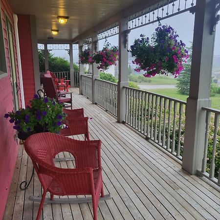 Cranberry Cove Inn Louisbourg Buitenkant foto